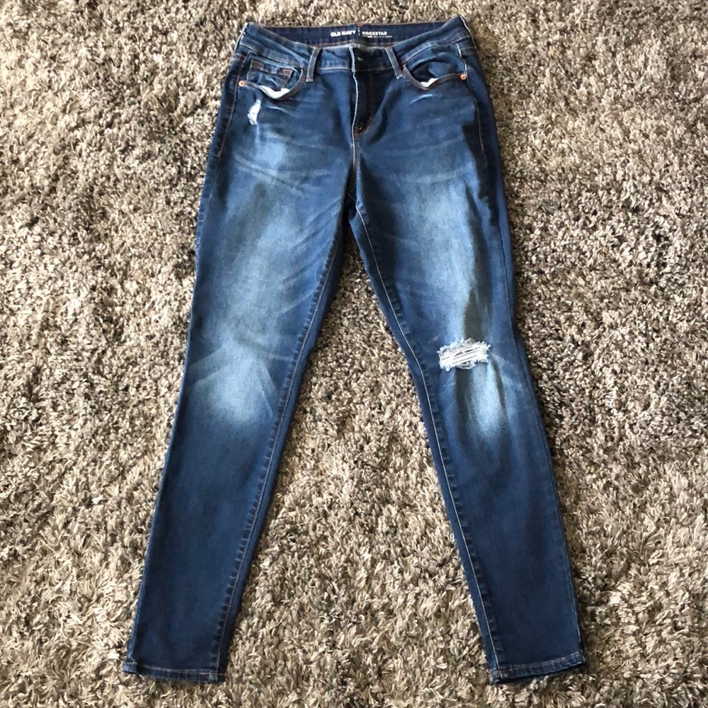Mid-rise jeans